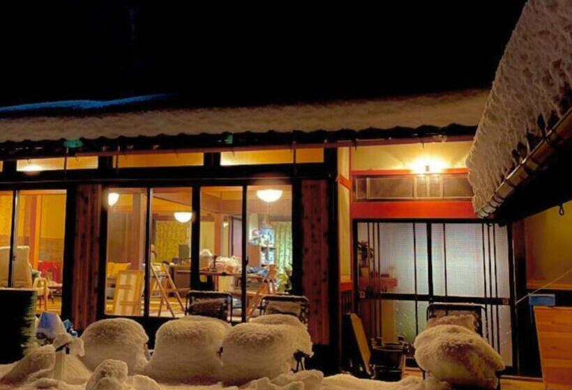 فندق صغير Guest House Detarameso
