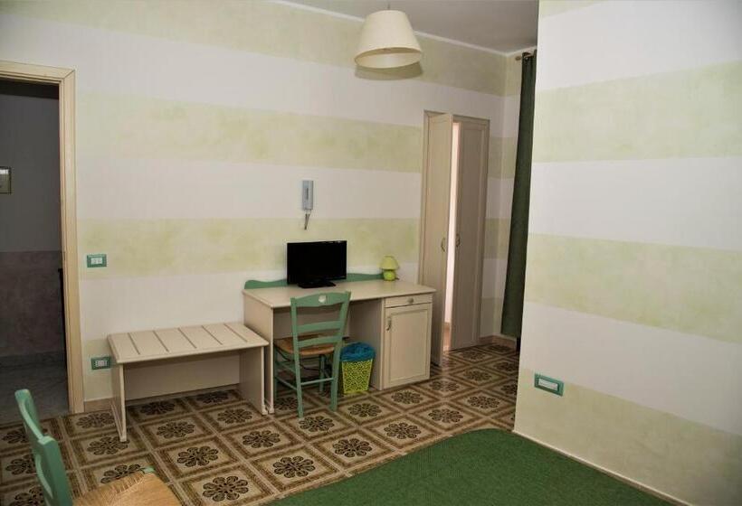 تختخواب و صبحانه New La Lanterna Di Bachi