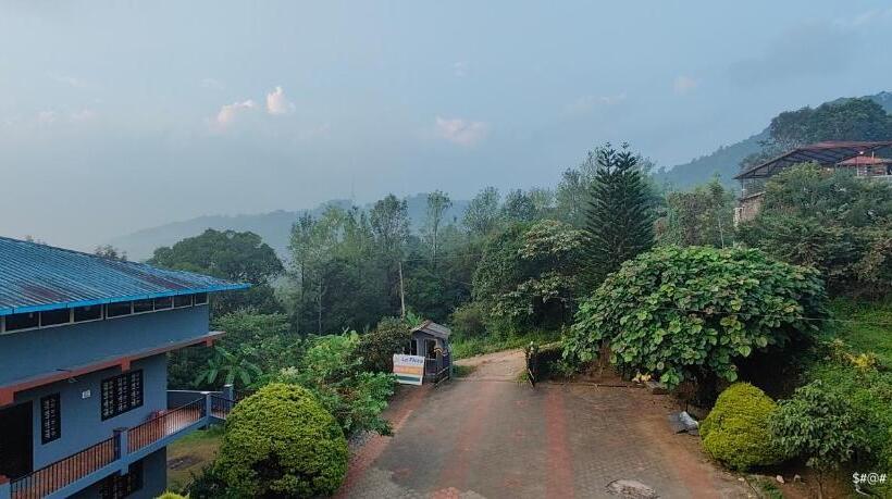 酒店 Mountain View Villas Of Coorg