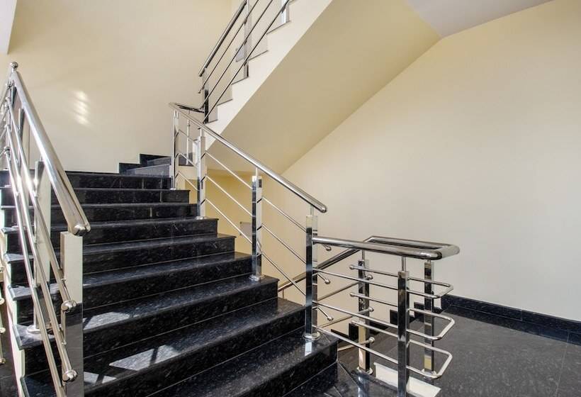 هتل Treebo Jaguar Comforts, 3 Kms From Mahatma Gandhi Park