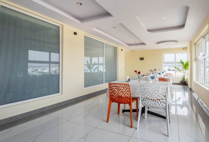 هتل Treebo Jaguar Comforts, 3 Kms From Mahatma Gandhi Park