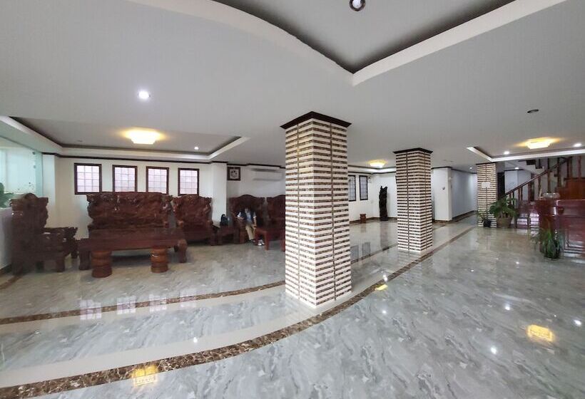 هتل Vangvieng Sisavang Mountain View