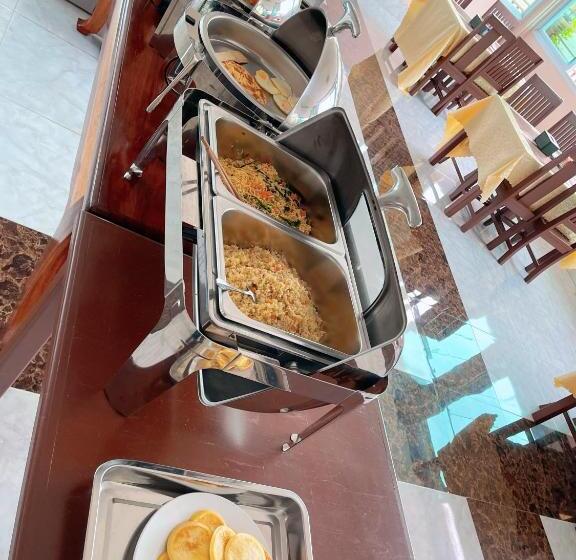 هتل Vangvieng Sisavang Mountain View