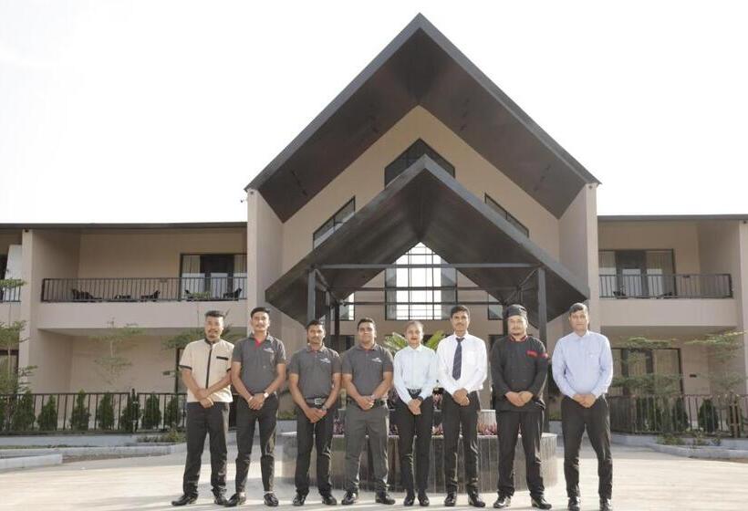 Отель Vindhyachal Resort