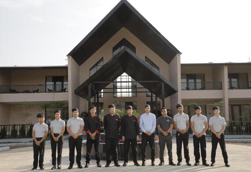 Отель Vindhyachal Resort