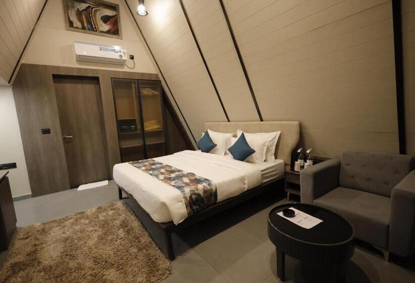 Отель Vindhyachal Resort