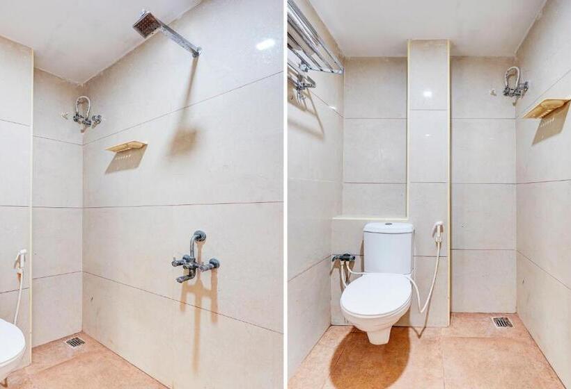 פנסיון Super Hotel O Sriperambadhur Formerly Radha Residency