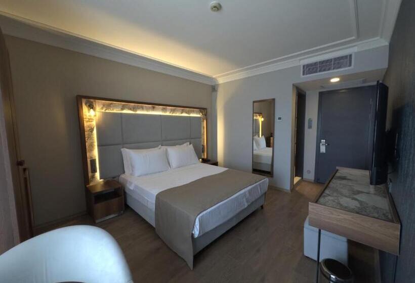 The Yalı Konak Hotel İzmir