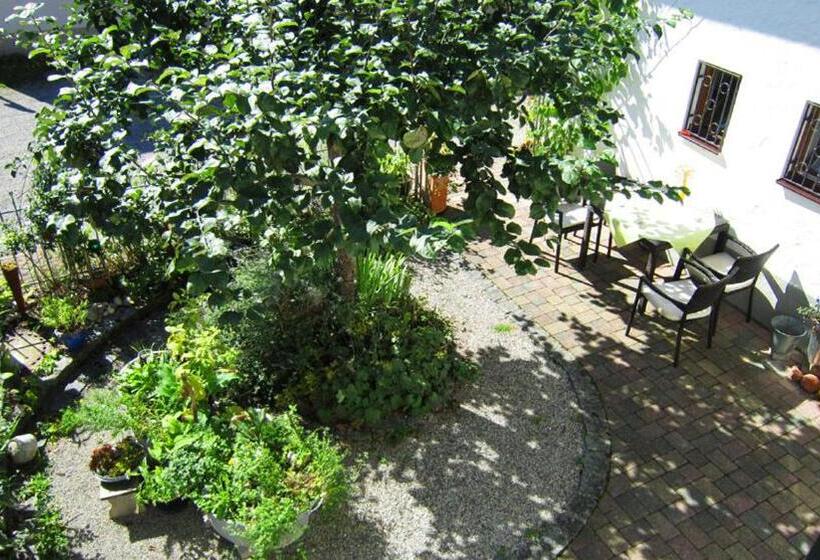 ベッドアンドブレックファースト Gästehaus Unruh