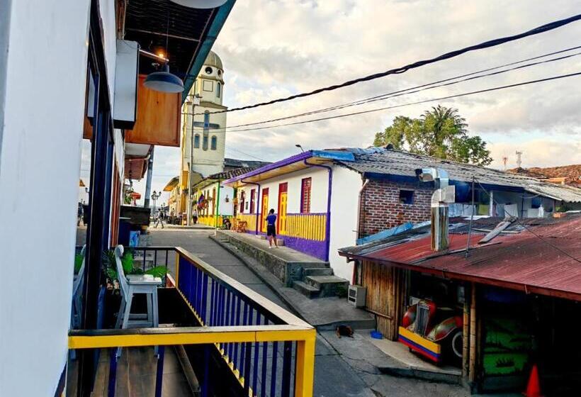 هتل Habitacion Deluxe 2 Con Jacuzzi A 20 Mt Del Parque