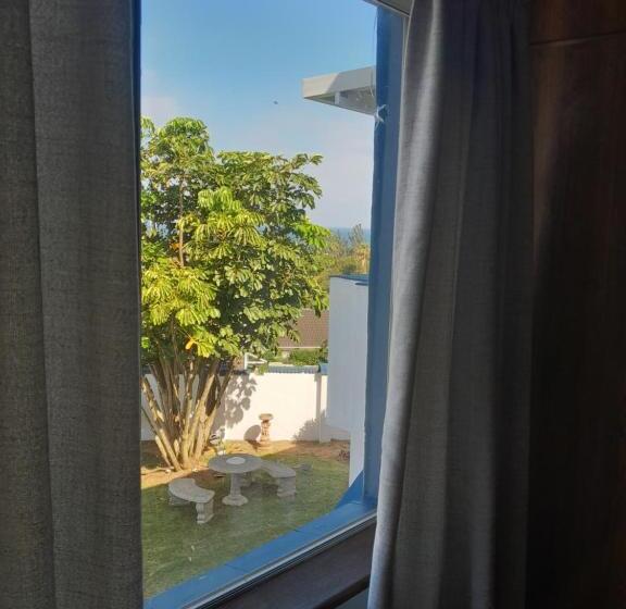 بنسيون Indaba Manor Guesthouse