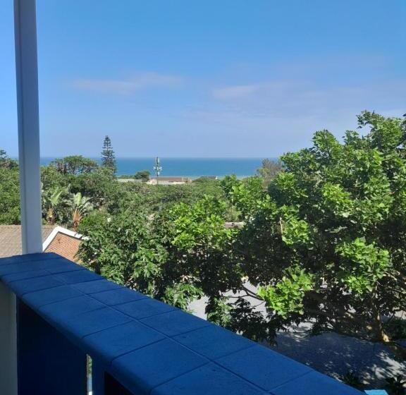 بنسيون Indaba Manor Guesthouse