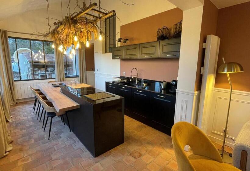 پانسیون La Petite Maison De Giverny   Gîte De Charme 5 étoiles Au Cœur Du Village   3 Chambres