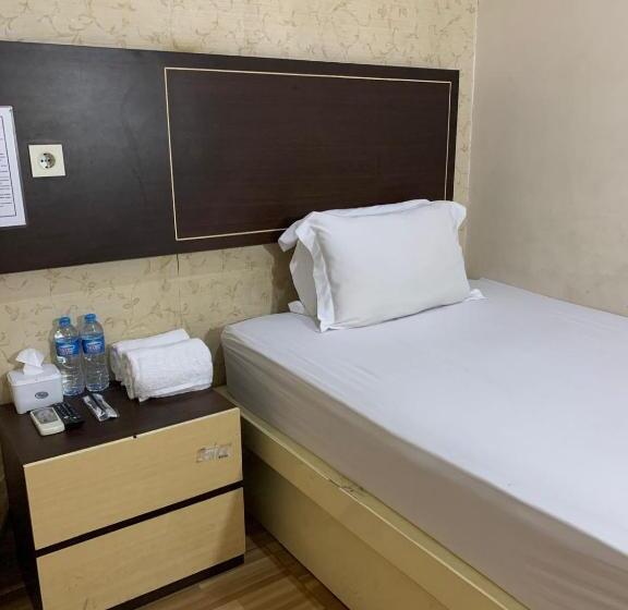 پانسیون Luna Guest House