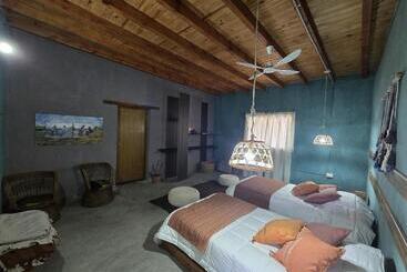 هاستل Pomancillo Ecolodge