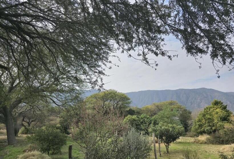 هاستل Pomancillo Ecolodge