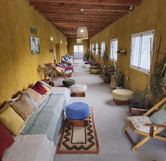 هاستل Pomancillo Ecolodge