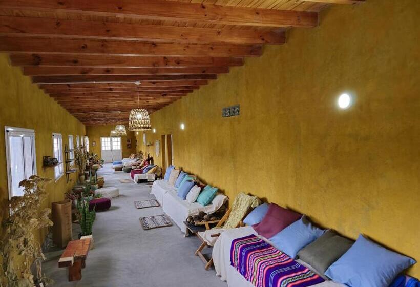 هاستل Pomancillo Ecolodge