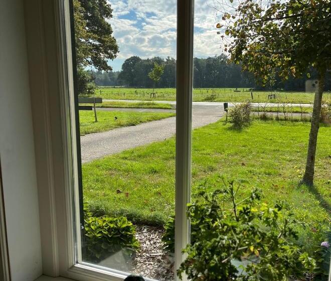 تختخواب و صبحانه Erve Zonnehoeve
