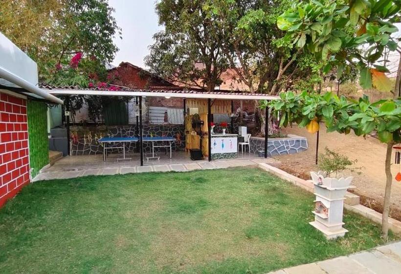Bed and Breakfast The Wai Hills Mtdc Approved