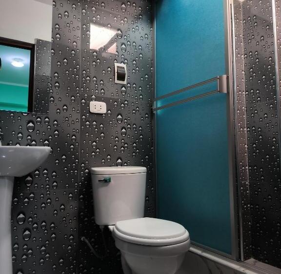 فندق Hostal Venecia