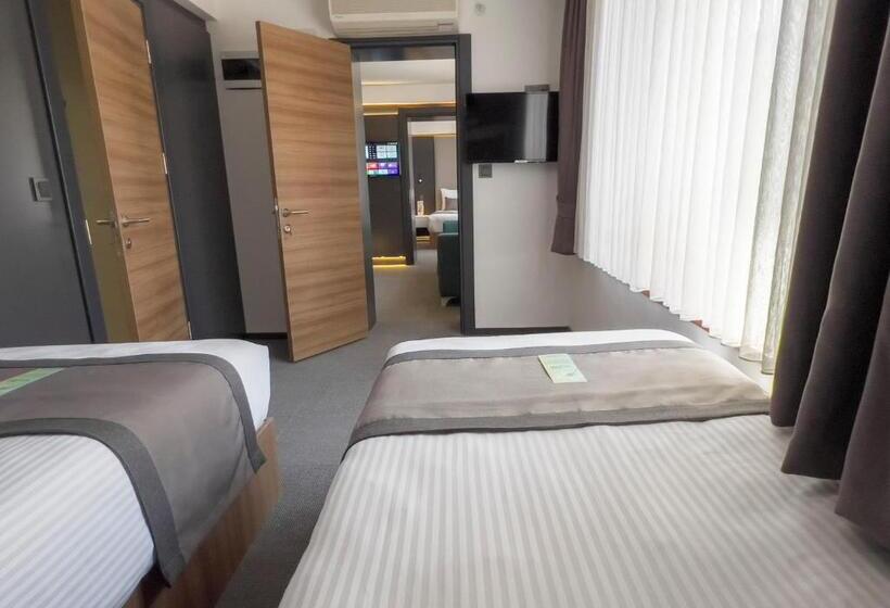 فندق Sera Lake Center