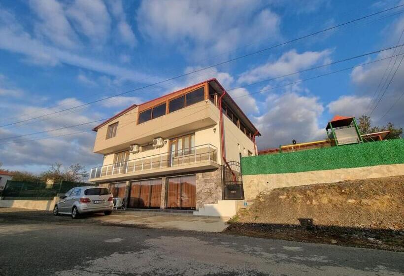 Pensão къща за гости люляк