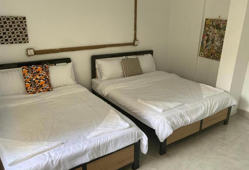 پانسیون Julieka’s Guesthouse
