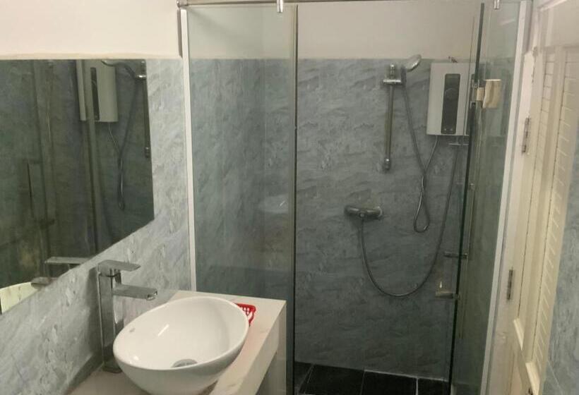 پانسیون Julieka’s Guesthouse