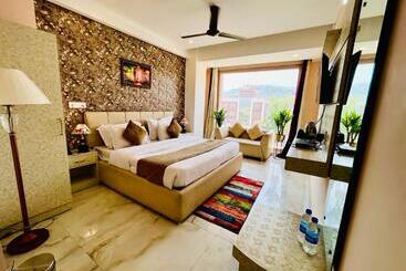 Gange Valley View A Luxury Four Star Hotel In Haridwar