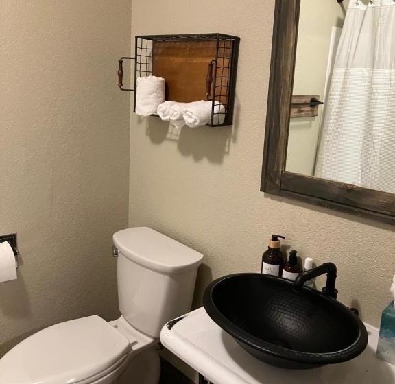 הוסטל Prairie Rose Inn