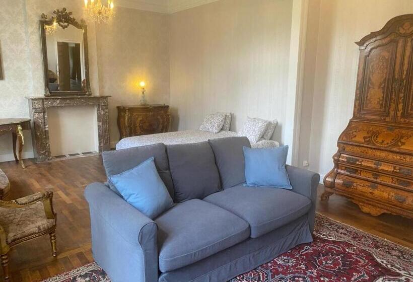 צימר Château De Porcheresse