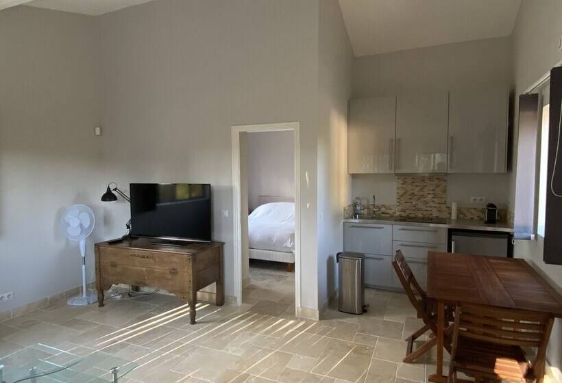 住宿加早餐  Le Chirol