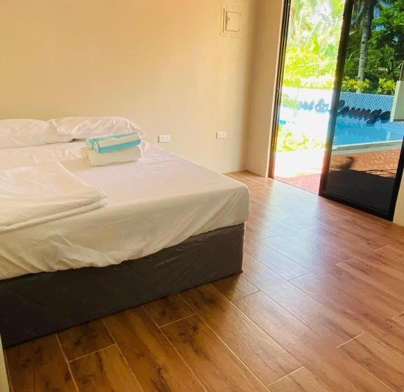 בית מלון כפרי Coco Loco Resort