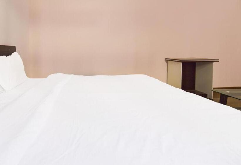 هتل Homewood Suites And Guest House