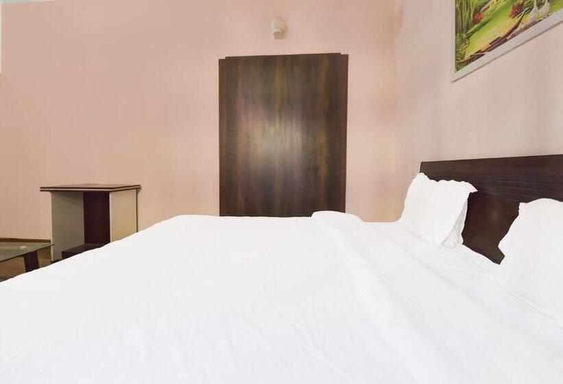 هتل Homewood Suites And Guest House