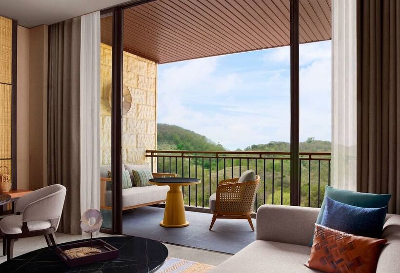 هتل Ta’aktana, A Luxury Collection Resort & Spa, Labuan Bajo