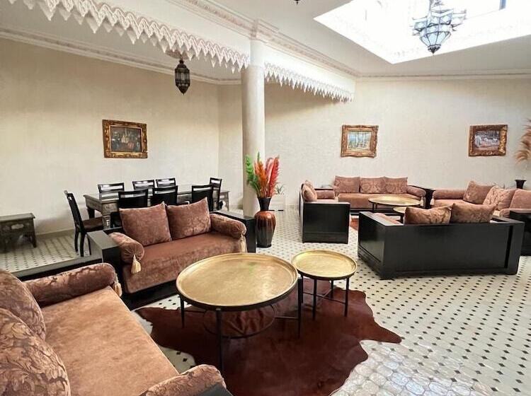 Just V Hotel & Spa