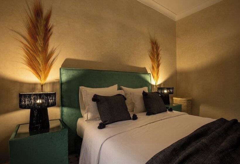 Just V Hotel & Spa