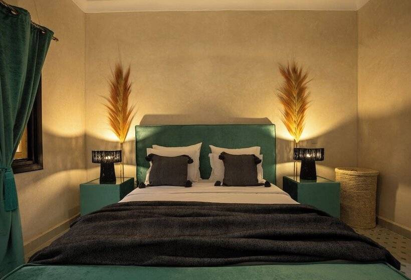 Just V Hotel & Spa
