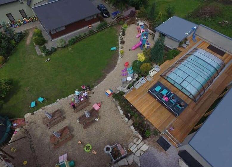 پانسیون Dům Alois   Penzion Pro Děti A Jejich Rodiče