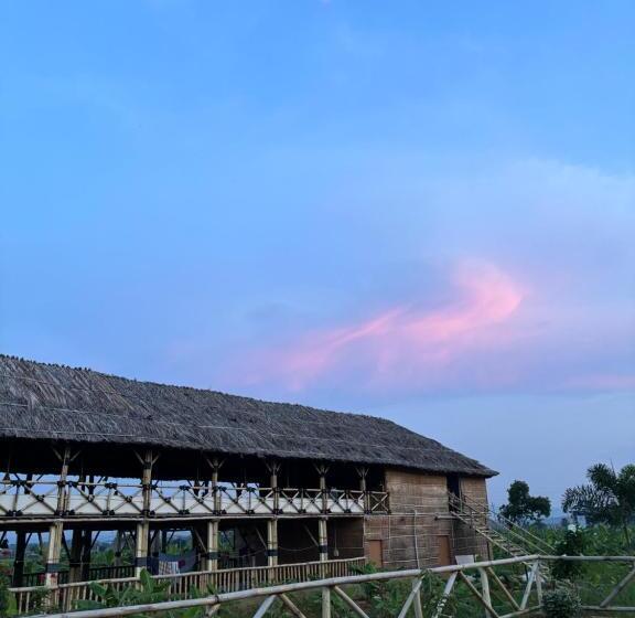 پانسیون Mowgli S Cafe Hampi & Guest House