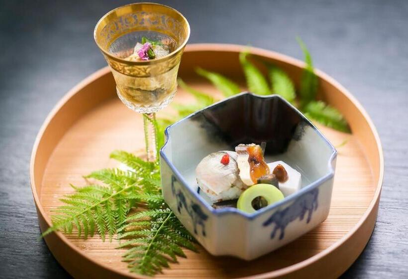 ریوکان 川魚・山菜料理　和田屋