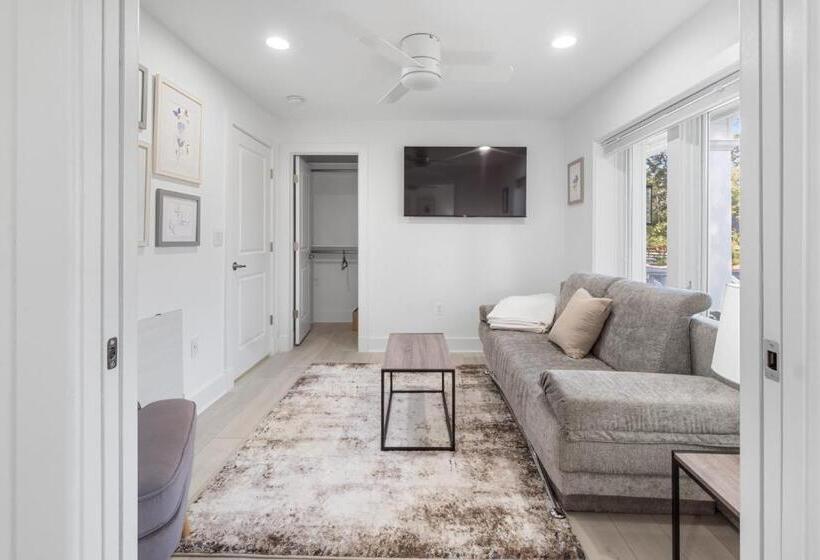 The Rest At Potomac Farms