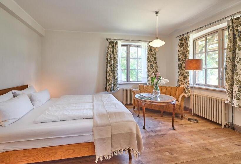 مبيت وإفطار Gutshaus Lexow