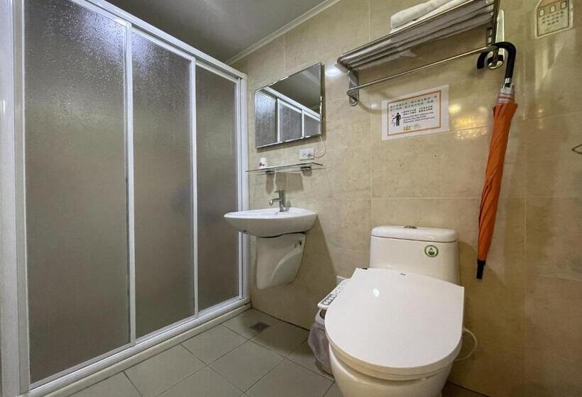 تختخواب و صبحانه N. Castle