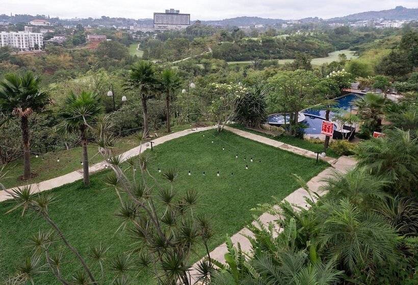 Fotos del hotel Clove Garden Hotel & Residence:  2