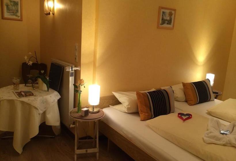 ホテル Gasthof Zuck