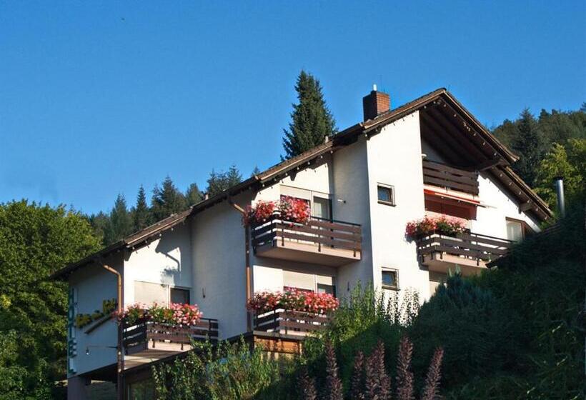 ホテル Gästehaus Heller