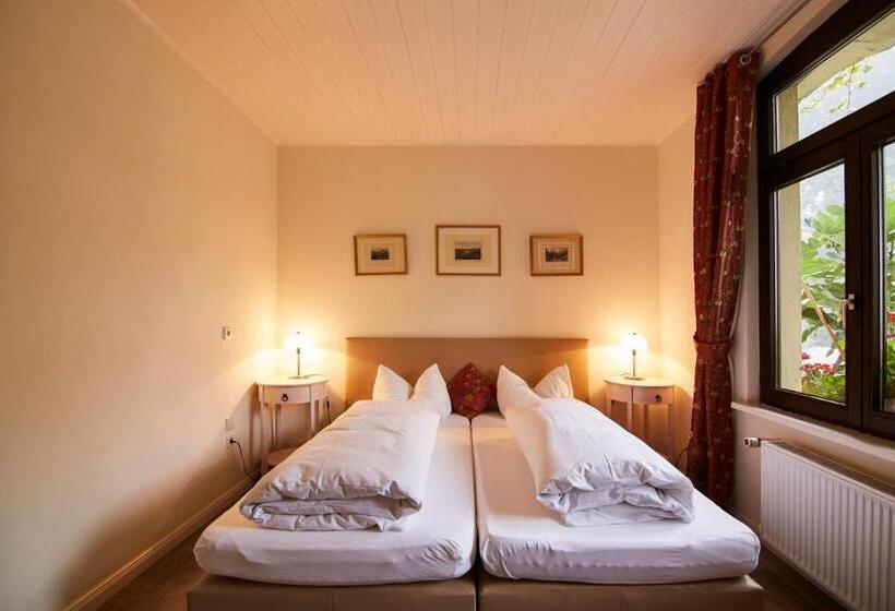 ホテル Heinrichs Winery Bed & Breakfast